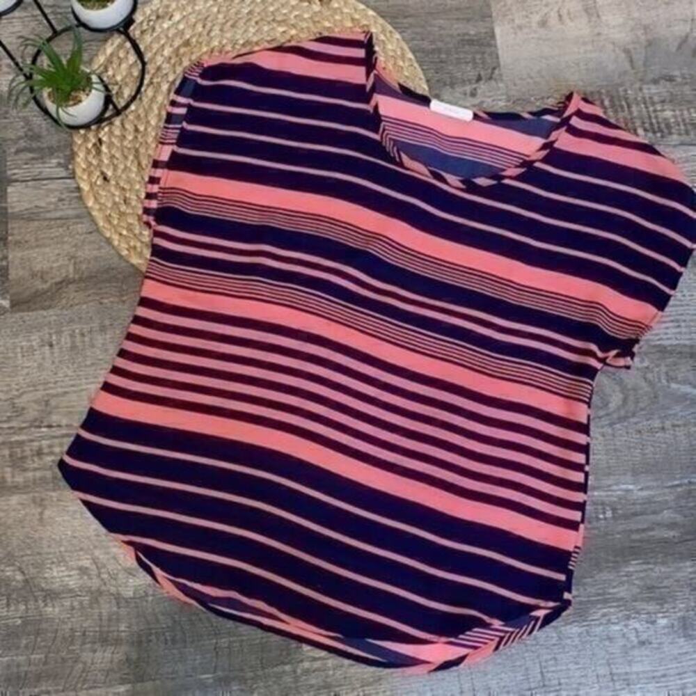 Poetry Navy and hot pink striped short sleeve blouse size large like new